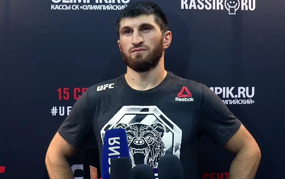 UFC on ESPN 63: Covington and Buckley Hit Identical Weights